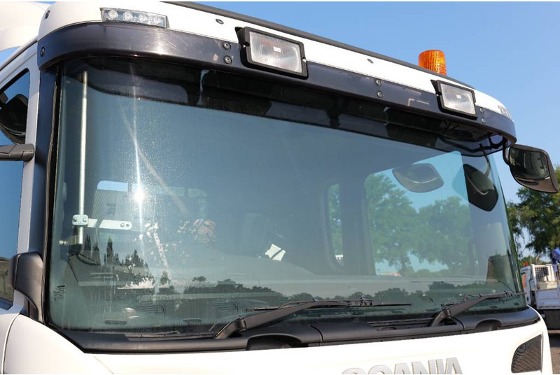 Scania P 230 Euro 5 6x2*4 TOP!! Retarder right hand steer - 캡 새시 트럭 : 사진 5 Scania P 230 Euro 5 6x2*4 TOP!! Retarder right hand steer - 캡 새시 트럭 : 사진 5