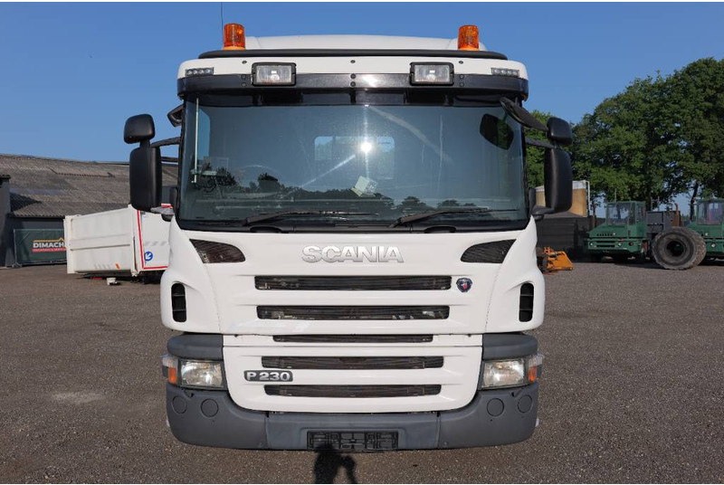 Scania P 230 Euro 5 6x2*4 TOP!! Retarder right hand steer - 캡 새시 트럭 : 사진 3 Scania P 230 Euro 5 6x2*4 TOP!! Retarder right hand steer - 캡 새시 트럭 : 사진 3