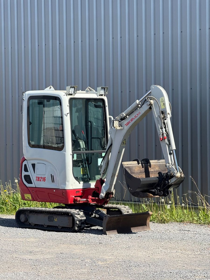 Takeuchi TB216 - 미니 굴삭기 : 사진 2 Takeuchi TB216 - 미니 굴삭기 : 사진 2