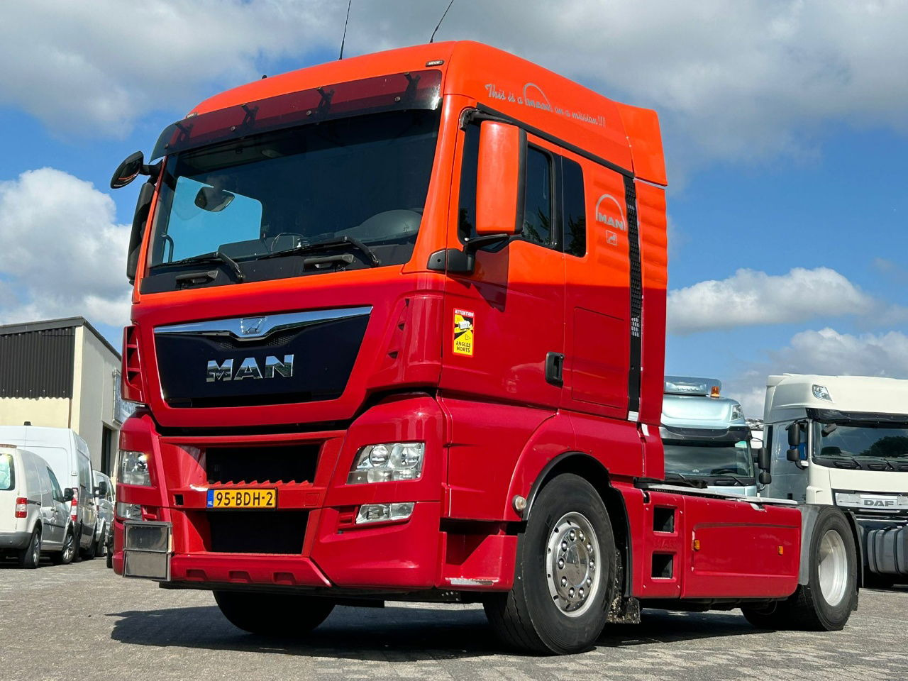 MAN TGX NL Truck / ADR / apk - 트랙터 유닛 : 사진 1 MAN TGX NL Truck / ADR / apk - 트랙터 유닛 : 사진 1