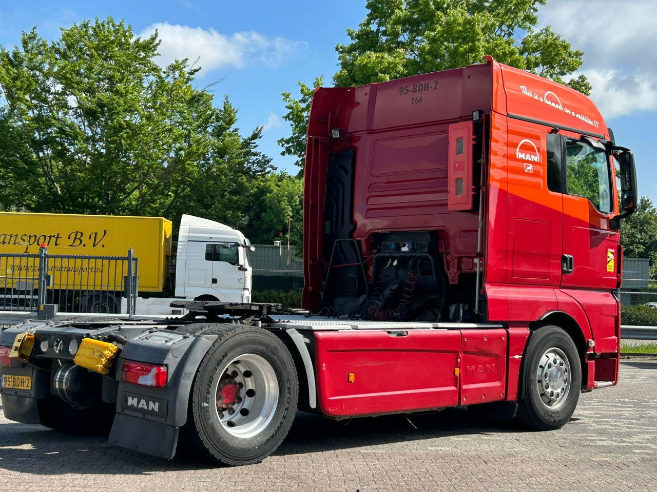 MAN TGX NL Truck / ADR / apk - 트랙터 유닛 : 사진 2 MAN TGX NL Truck / ADR / apk - 트랙터 유닛 : 사진 2