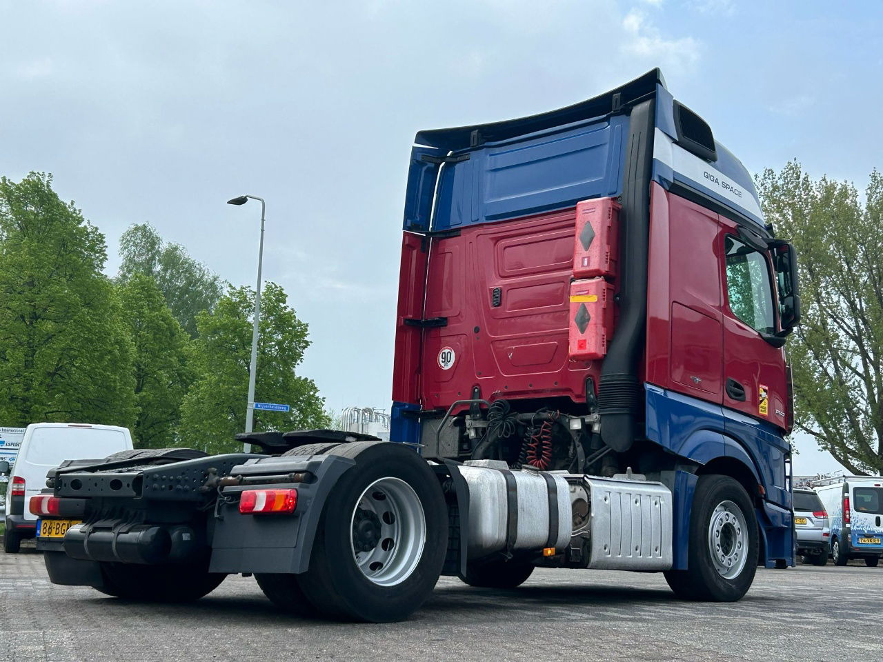 Mercedes-Benz Actros Euro 6 / BJ. 2015 / APK - 트랙터 유닛 : 사진 3 Mercedes-Benz Actros Euro 6 / BJ. 2015 / APK - 트랙터 유닛 : 사진 3