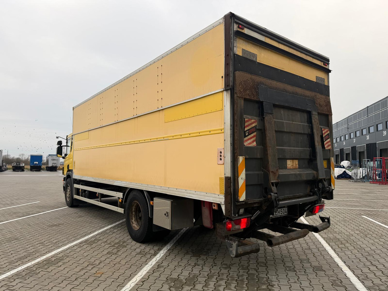 SCANIA P230 - 박스 트럭 : 사진 5 SCANIA P230 - 박스 트럭 : 사진 5