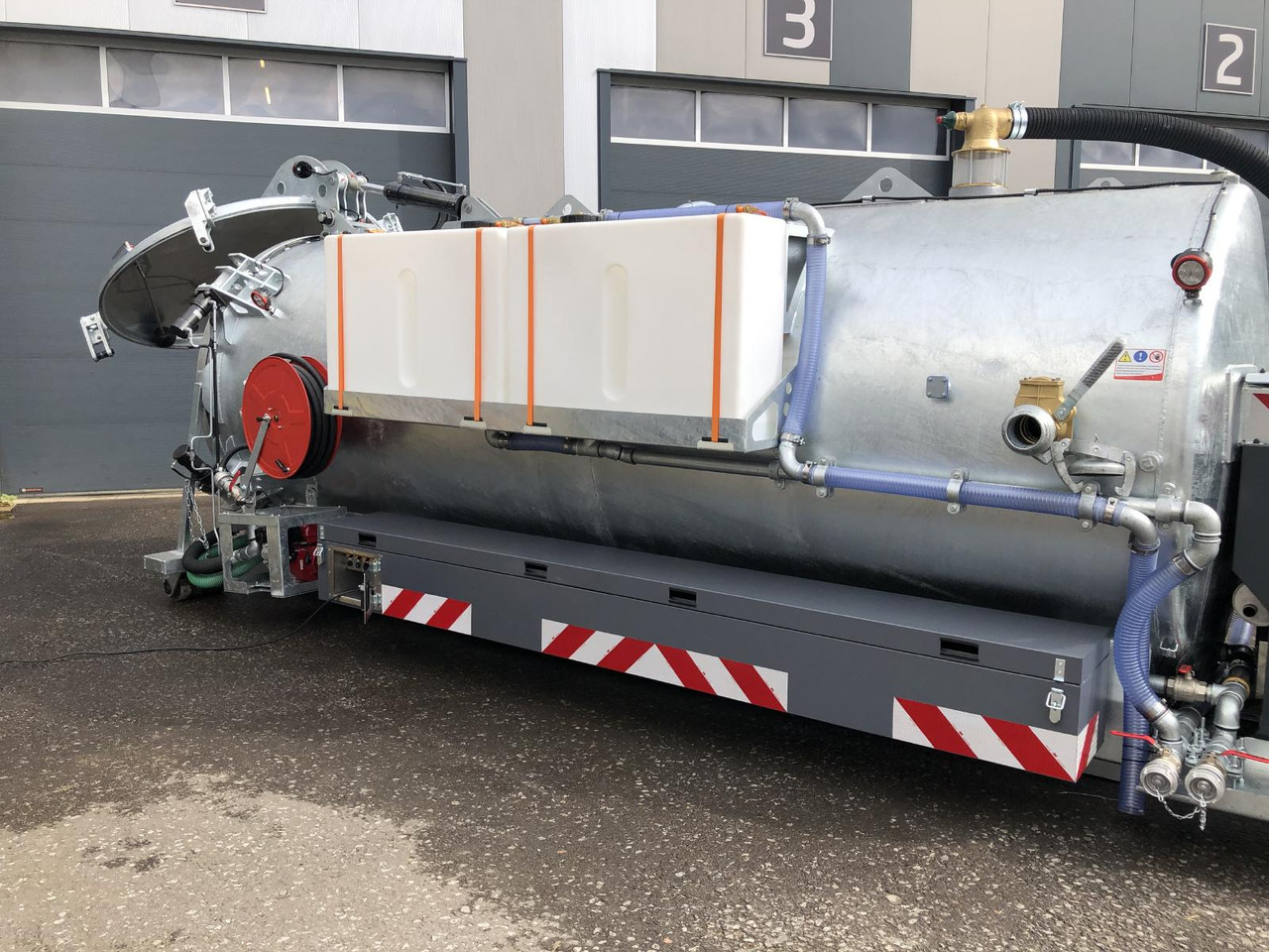 Abrollcontainer 10m³ Feuerwehr Wassertank - 롤오프 컨테이너 : 사진 4 Abrollcontainer 10m³ Feuerwehr Wassertank - 롤오프 컨테이너 : 사진 4