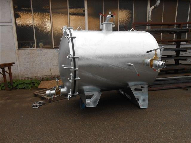 신규 드릴링 리그 S-Vac 8.5m³ Saugfass Druckfass Vacuum suction systems are are fully integrated at the HDD jobsite from today. : 사진 9