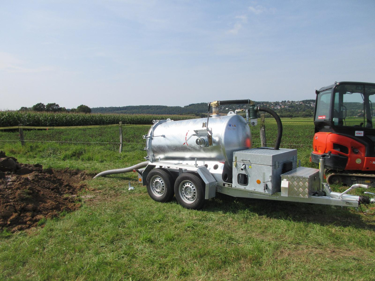 Vacuum system1500l / M-Vac 1500 - 진공 흡입 트럭 : 사진 3 Vacuum system1500l / M-Vac 1500 - 진공 흡입 트럭 : 사진 3