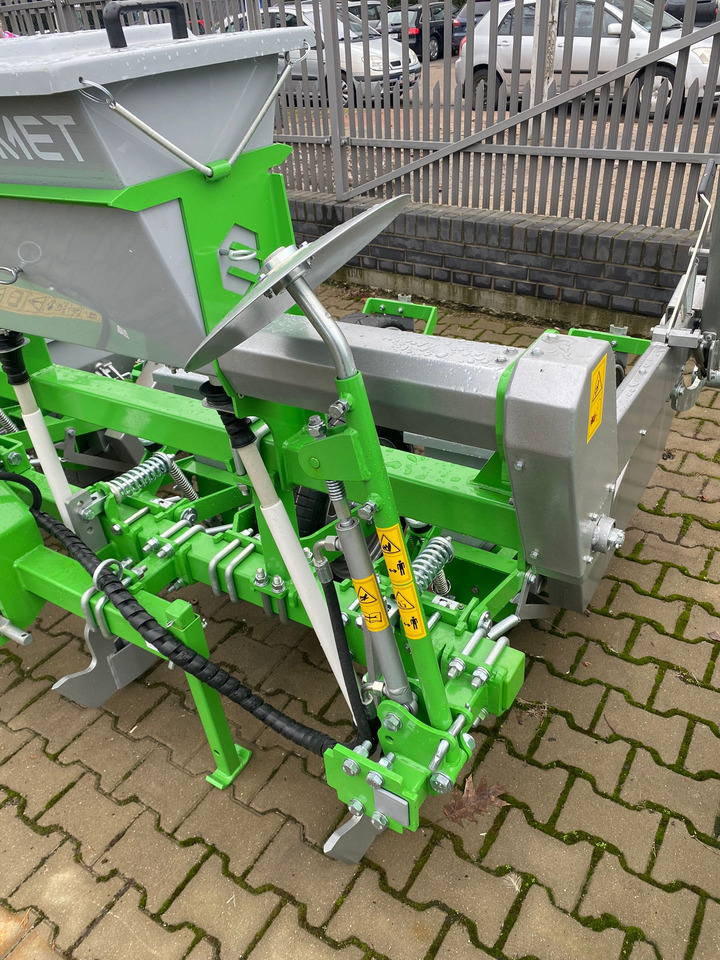BOMET Precision seeder / Semoir de précision / Siewnik punktowy - 정밀 파종기 : 사진 5 BOMET Precision seeder / Semoir de précision / Siewnik punktowy - 정밀 파종기 : 사진 5