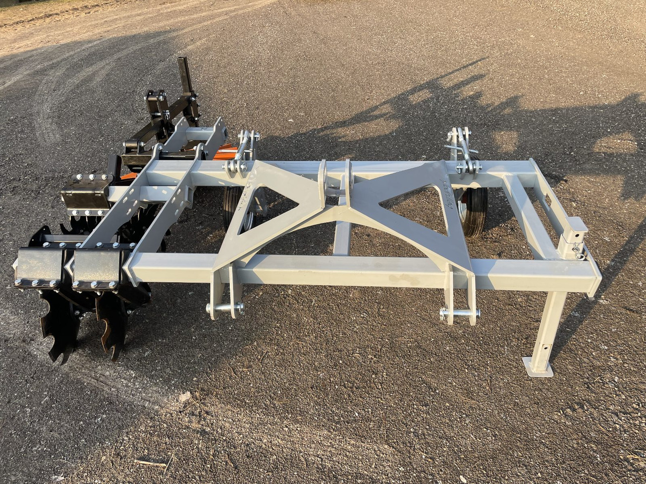 Berrypark Roll- und Fingerhacke / Orchard Weeder / Sarcleuse arboricole / Pielnik sadowniczy - 로터베이터 : 사진 3 Berrypark Roll- und Fingerhacke / Orchard Weeder / Sarcleuse arboricole / Pielnik sadowniczy - 로터베이터 : 사진 3