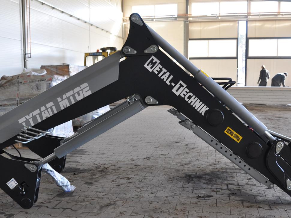 METAL-TECHNIK Frontlader / Front loader / Chargeur frontal / Caricatore frontale / Cargador fronta / Фронтальный погрузчик / Ładowacz czołowy Tytan MT-02 - 트랙터용 프론트 로더 부착물 용 : 사진 5 METAL-TECHNIK Frontlader / Front loader / Chargeur frontal / Caricatore frontale / Cargador fronta / Фронтальный погрузчик / Ładowacz czołowy Tytan MT-02 - 트랙터용 프론트 로더 부착물 용 : 사진 5