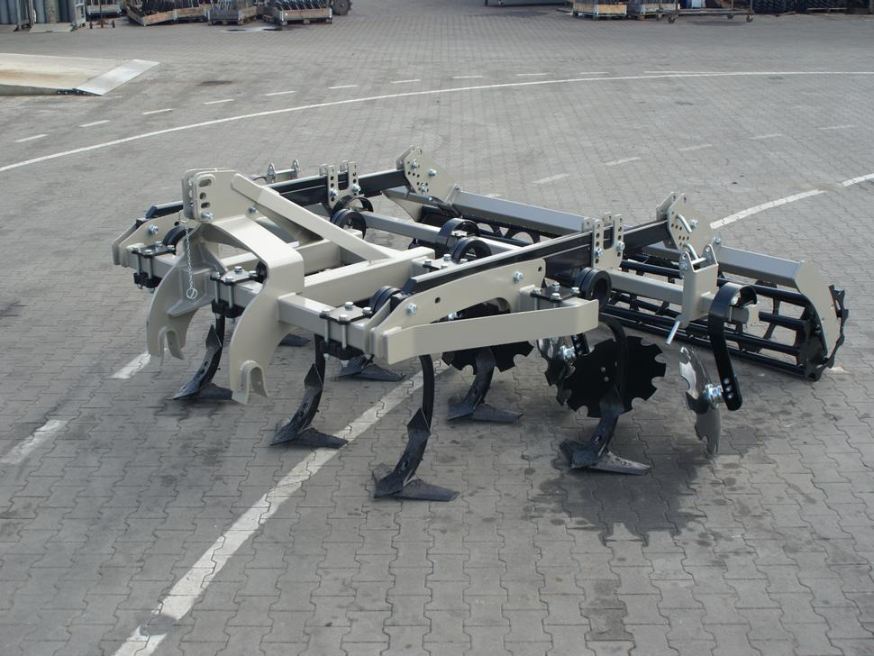 ROLEX Flügelschargrubber / Stubble cultivator / Dechaumeur à dents / Стерневой культиватор / Agregat podorywkowy 3 m - 로터베이터 : 사진 1 ROLEX Flügelschargrubber / Stubble cultivator / Dechaumeur à dents / Стерневой культиватор / Agregat podorywkowy 3 m - 로터베이터 : 사진 1