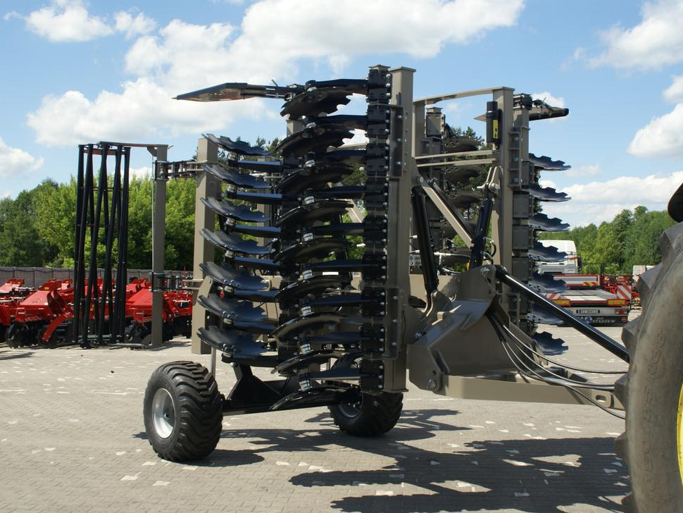 ROLEX Hydraulische Scheibenegge / Hydraulic discs harrow / Dechaumeur à disques / Erpice a dischi / Гидравлическая дисковая борона / Brona talerzowa hydraulicznie składana ciężka 4 m - 체인 해로 : 사진 1 ROLEX Hydraulische Scheibenegge / Hydraulic discs harrow / Dechaumeur à disques / Erpice a dischi / Гидравлическая дисковая борона / Brona talerzowa hydraulicznie składana ciężka 4 m - 체인 해로 : 사진 1