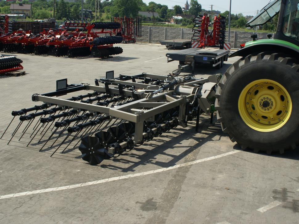 ROLEX Mulchegge / Mulch harrow / Herse de déchaumage / Erpice pacciamante / Борона для мульчирования / Brona mulczowa 7,5 m - 잔디 써레 : 사진 5 ROLEX Mulchegge / Mulch harrow / Herse de déchaumage / Erpice pacciamante / Борона для мульчирования / Brona mulczowa 7,5 m - 잔디 써레 : 사진 5