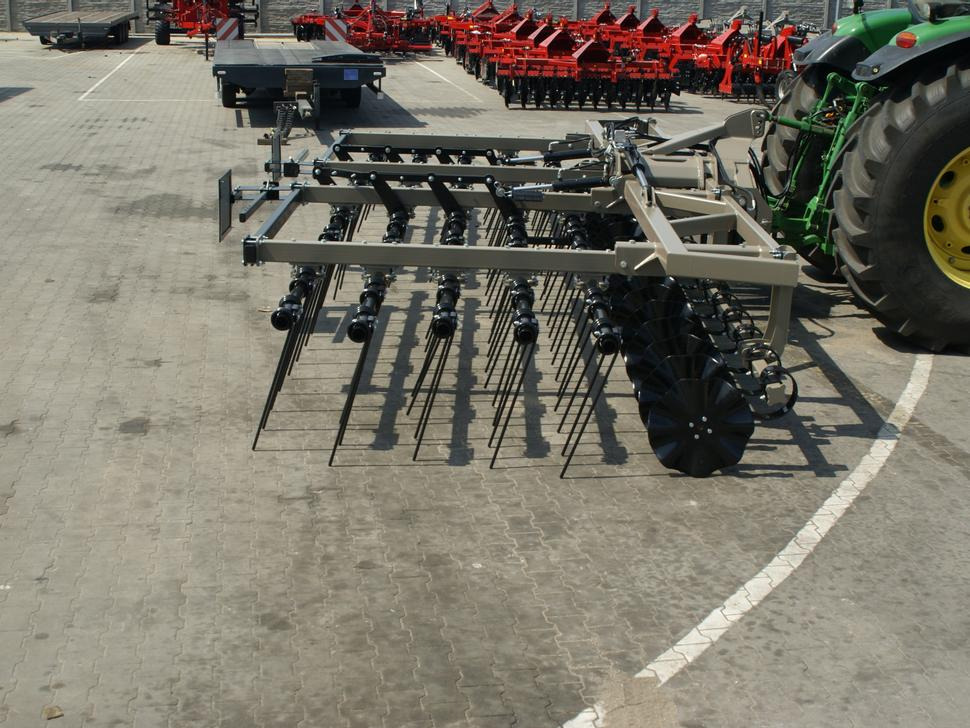 ROLEX Mulchegge / Mulch harrow / Herse de déchaumage / Erpice pacciamante / Борона для мульчирования / Brona mulczowa 7,5 m - 잔디 써레 : 사진 4 ROLEX Mulchegge / Mulch harrow / Herse de déchaumage / Erpice pacciamante / Борона для мульчирования / Brona mulczowa 7,5 m - 잔디 써레 : 사진 4