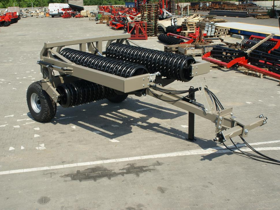 Rolex Ackerwalze / Sowing roller / Rouleau Cambridge / Attrezzi per rullatura / Rodillo / Посевной каток / Wał posiewny 6,3 m - 농장 롤러 : 사진 1 Rolex Ackerwalze / Sowing roller / Rouleau Cambridge / Attrezzi per rullatura / Rodillo / Посевной каток / Wał posiewny 6,3 m - 농장 롤러 : 사진 1