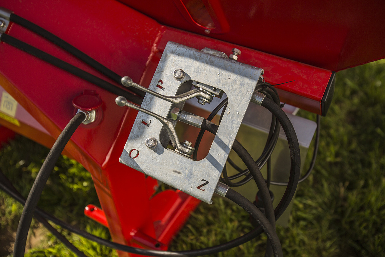 WOPROL Düngerstreuer / Fertilizer spreader / Epandeur d'engrais / Rozsiewacz nawozów 600 kg - 비료 스프레더 : 사진 5 WOPROL Düngerstreuer / Fertilizer spreader / Epandeur d'engrais / Rozsiewacz nawozów 600 kg - 비료 스프레더 : 사진 5