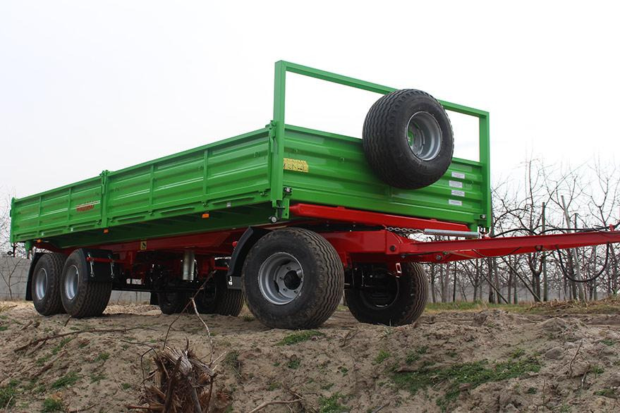 Wodziński Transportplattform für Obstbau / Orchard platform / Plateau de verger / Platforma sadownicza - 농장 플랫폼 트레일러 : 사진 1 Wodziński Transportplattform für Obstbau / Orchard platform / Plateau de verger / Platforma sadownicza - 농장 플랫폼 트레일러 : 사진 1