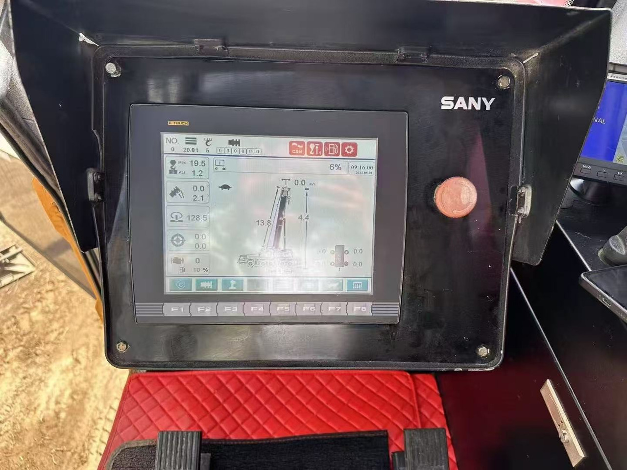 SANY STC2200 - 모바일 크레인 : 사진 3 SANY STC2200 - 모바일 크레인 : 사진 3