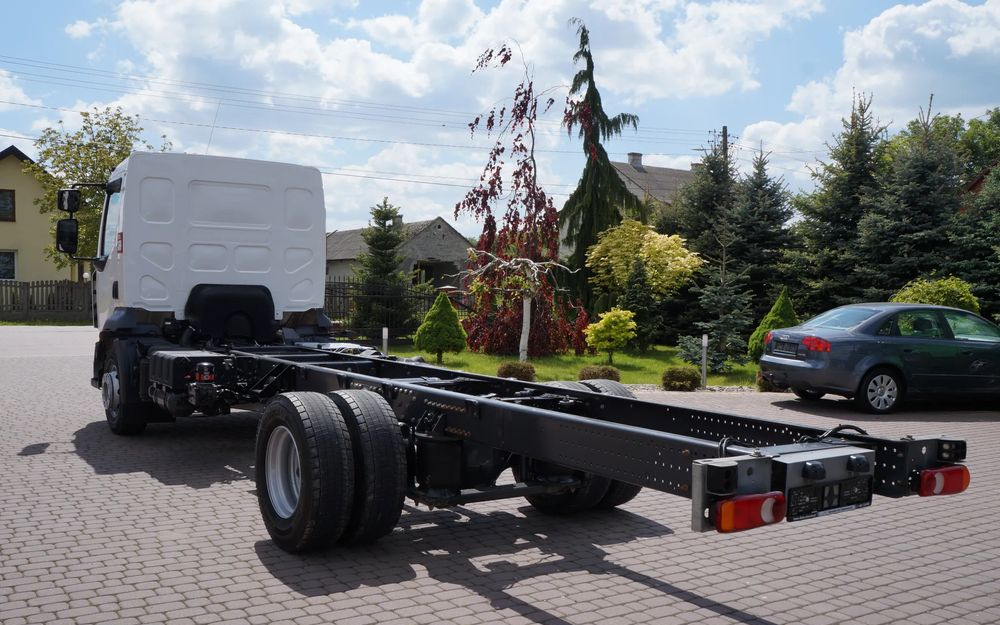 Renault RENAULT GAMA D 16.210 EURO 6 RAMA DO ZABUDOWY 16.000 KG VOLVO FL - 캡 새시 트럭 : 사진 3 Renault RENAULT GAMA D 16.210 EURO 6 RAMA DO ZABUDOWY 16.000 KG VOLVO FL - 캡 새시 트럭 : 사진 3