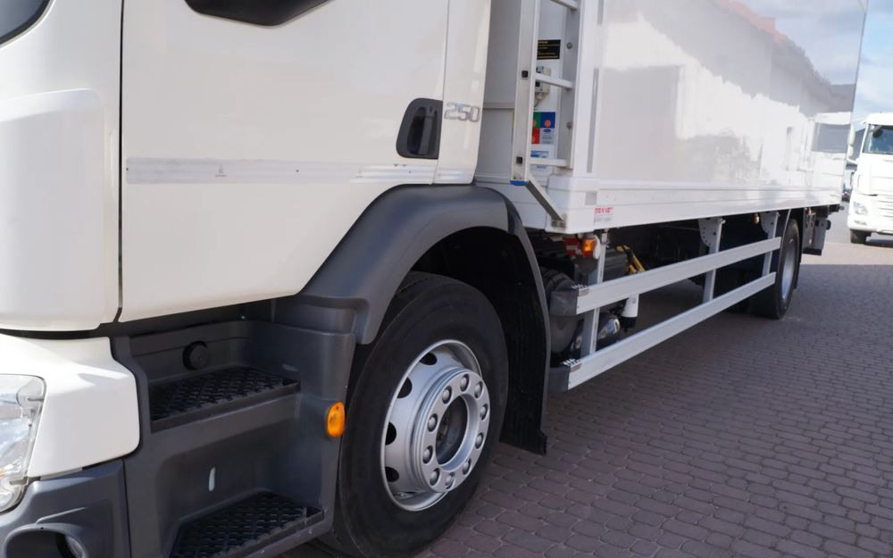 Volvo FE 18.250 Euro 6 18 TON CHŁODNIA KONTENER 19 PALET NISKI PRZEBIEG - 냉동탑차 : 사진 5 Volvo FE 18.250 Euro 6 18 TON CHŁODNIA KONTENER 19 PALET NISKI PRZEBIEG - 냉동탑차 : 사진 5