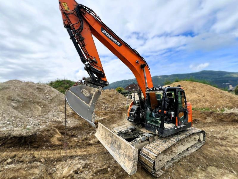 Doosan DX235 LCR-5 PELLE A CHENILLES 26T - 크롤러 굴삭기 : 사진 5 Doosan DX235 LCR-5 PELLE A CHENILLES 26T - 크롤러 굴삭기 : 사진 5