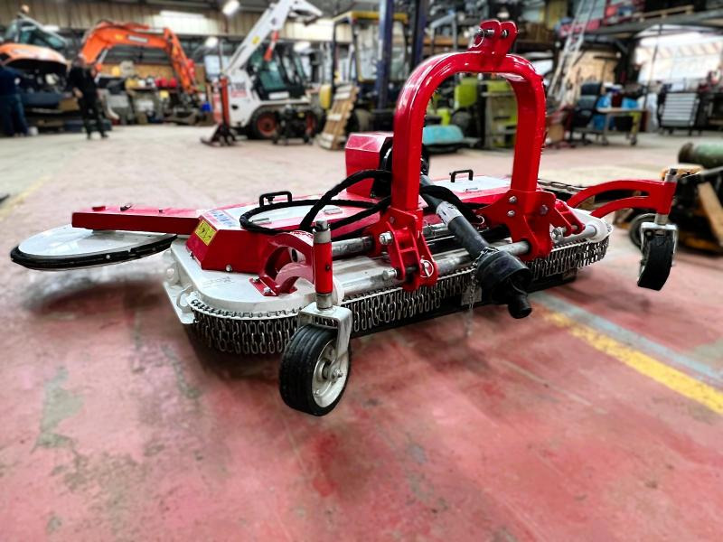 Giemme FMU180 Tondeuse portée attache 3 points pour tracteur - 플레일 모어 : 사진 4 Giemme FMU180 Tondeuse portée attache 3 points pour tracteur - 플레일 모어 : 사진 4