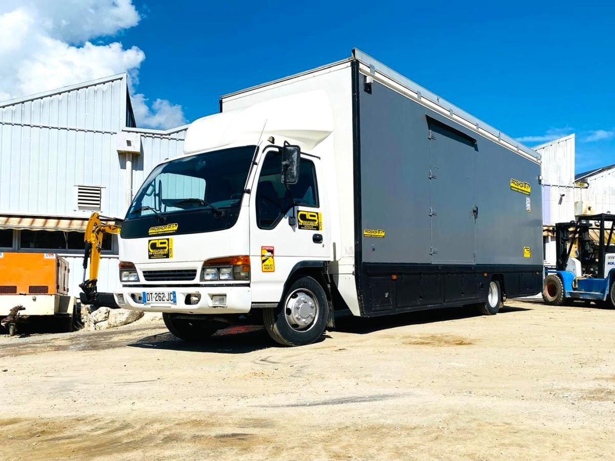 ISUZU Camion SÉRIE N AVEC 2 STRUCTURES CHAPITEAUX - 박스 트럭 : 사진 1 ISUZU Camion SÉRIE N AVEC 2 STRUCTURES CHAPITEAUX - 박스 트럭 : 사진 1