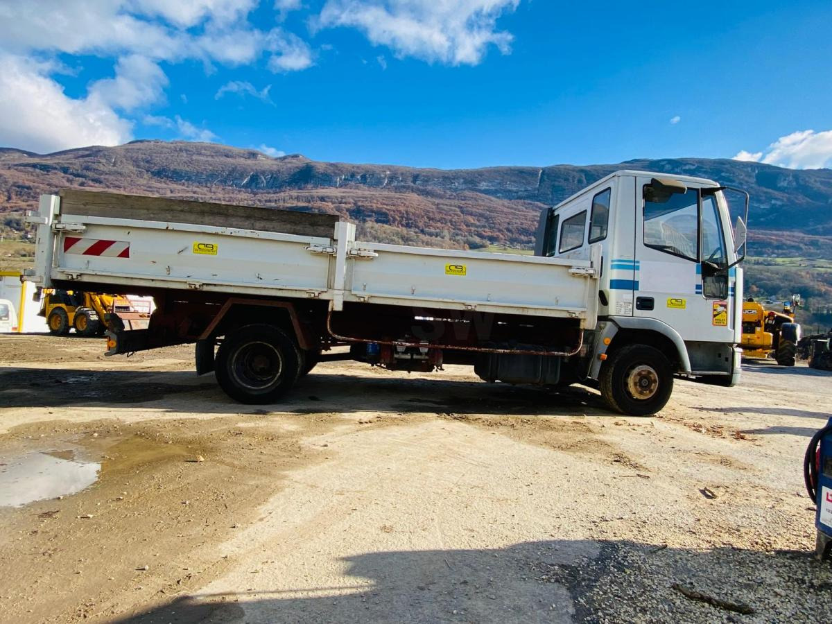 Iveco 75E14 (NET DE TVA) CAMION BENNE 7,5T - 덤프트럭 : 사진 4 Iveco 75E14 (NET DE TVA) CAMION BENNE 7,5T - 덤프트럭 : 사진 4