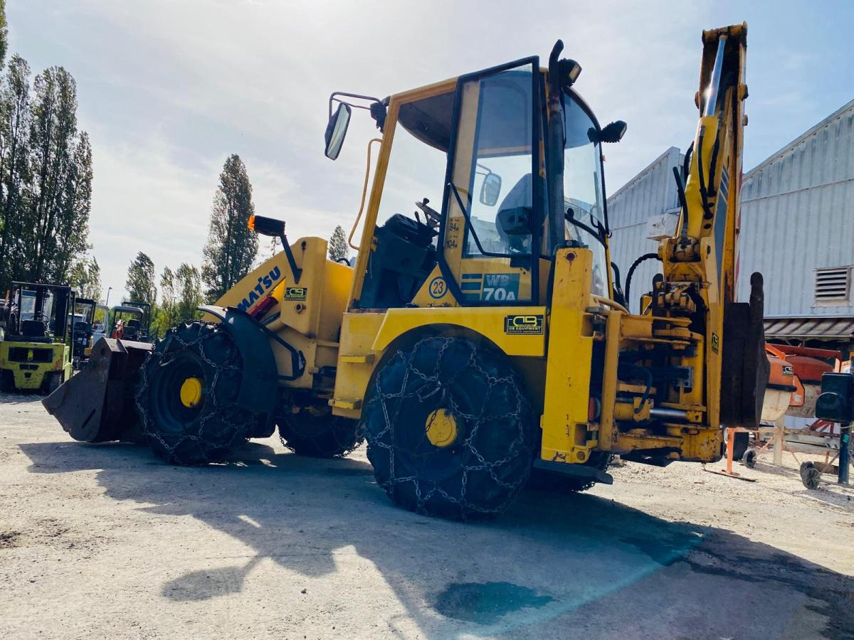 KOMATSU Tractopelle WB70 (NET DE TVA) - 백호 로더 : 사진 3 KOMATSU Tractopelle WB70 (NET DE TVA) - 백호 로더 : 사진 3