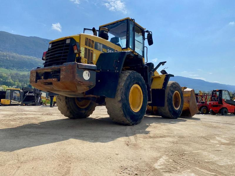 Komatsu WA250-5H Chargeuse à pneus - 휠 로더 : 사진 5 Komatsu WA250-5H Chargeuse à pneus - 휠 로더 : 사진 5