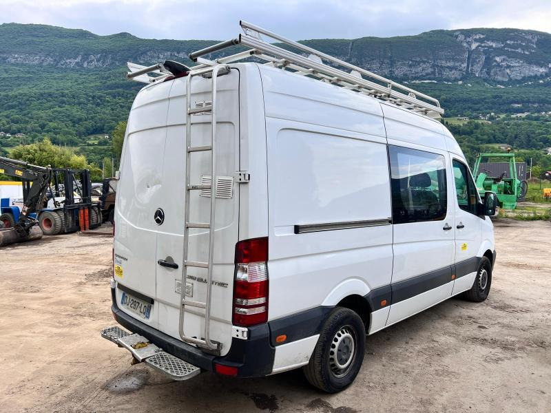 Mercedes SPRINTER 2 V6 3L 190cv - 패널 밴, 콤비 밴 : 사진 4 Mercedes SPRINTER 2 V6 3L 190cv - 패널 밴, 콤비 밴 : 사진 4