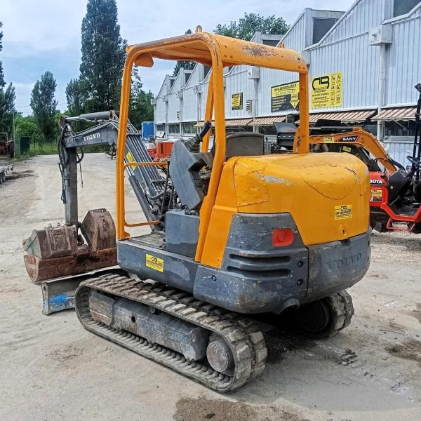 Volvo EC25 MINIPELLE 2,5T - 미니 굴삭기 : 사진 3 Volvo EC25 MINIPELLE 2,5T - 미니 굴삭기 : 사진 3