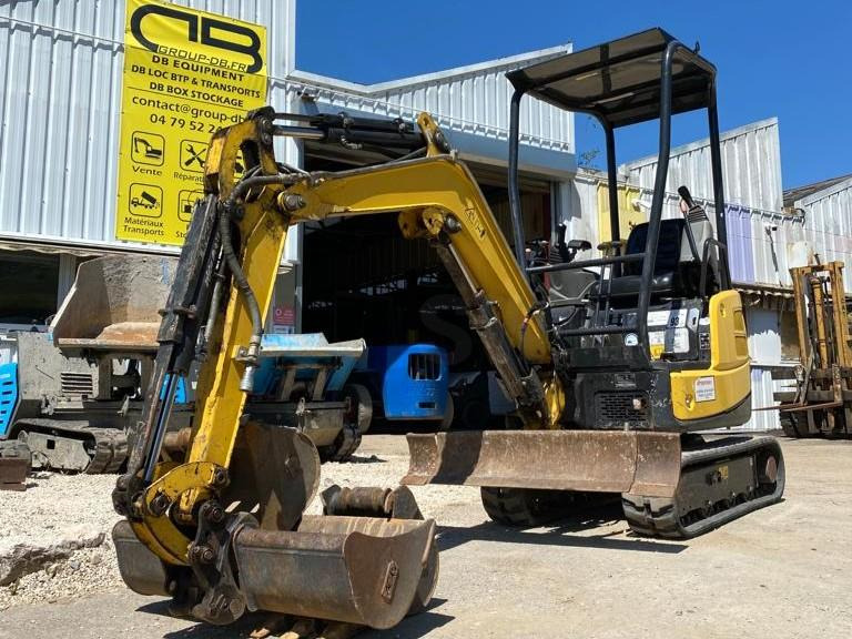 YANMAR Mini pelle VIO17 1.7T - 미니 굴삭기 : 사진 1 YANMAR Mini pelle VIO17 1.7T - 미니 굴삭기 : 사진 1