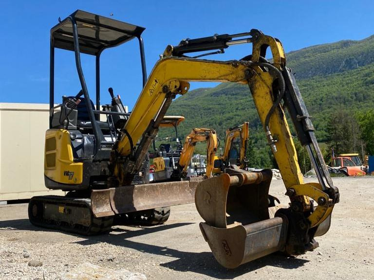 YANMAR Mini pelle VIO17 1.7T - 미니 굴삭기 : 사진 5 YANMAR Mini pelle VIO17 1.7T - 미니 굴삭기 : 사진 5