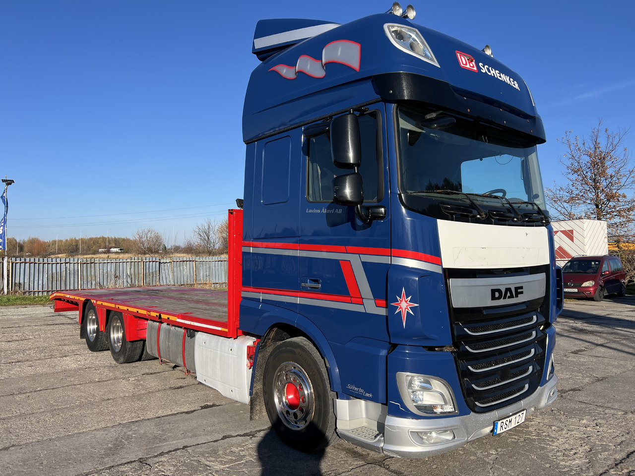 DAF XF510 - 자동 운반 장치 트럭 : 사진 3 DAF XF510 - 자동 운반 장치 트럭 : 사진 3