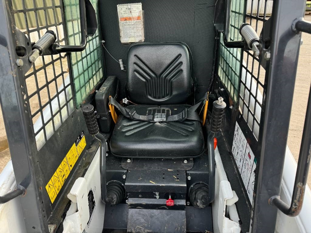 스키드 스티어 로더 Bobcat S 70 Skid Steer : 사진 8