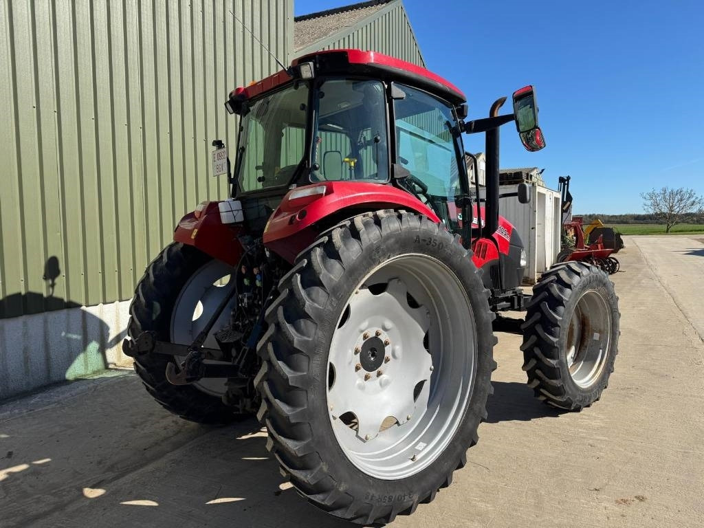Case Farmall 105c - 장궤형 트랙터 : 사진 4 Case Farmall 105c - 장궤형 트랙터 : 사진 4
