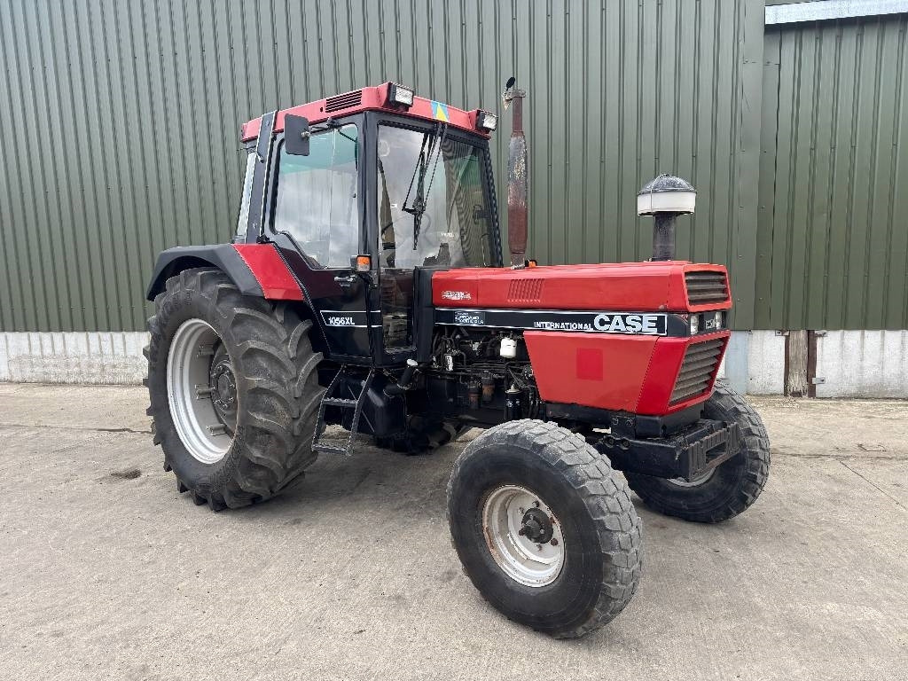 Case IH International 1056XL - 장궤형 트랙터 : 사진 3 Case IH International 1056XL - 장궤형 트랙터 : 사진 3