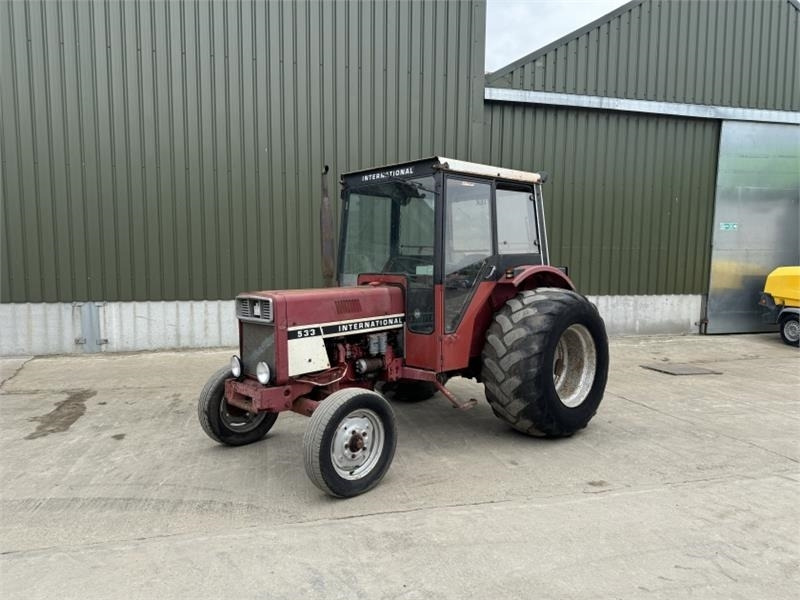 International 533 Tractor - 장궤형 트랙터 : 사진 1 International 533 Tractor - 장궤형 트랙터 : 사진 1