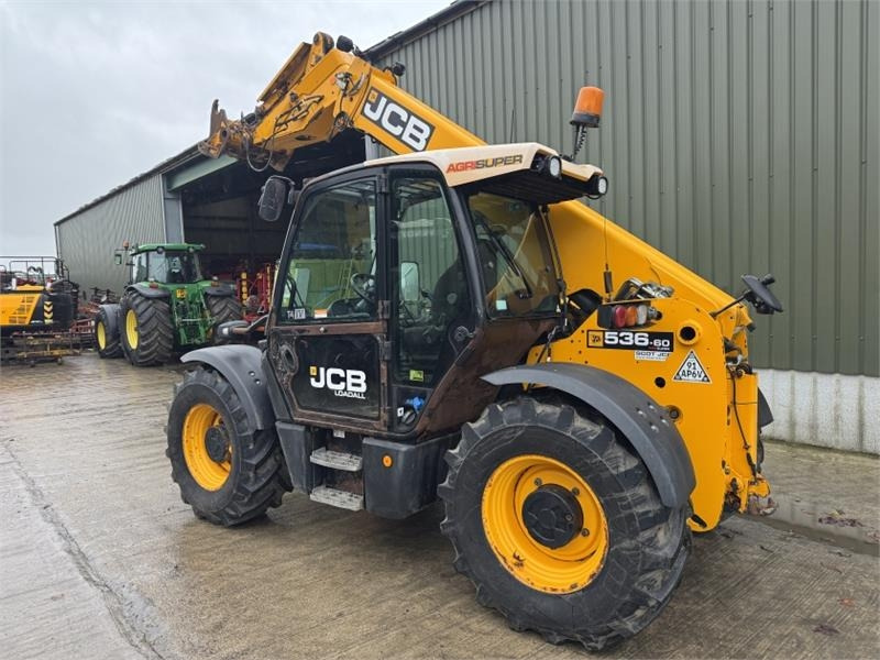 JCB 536-60 Agri-Super - 텔레스코픽 핸들러 : 사진 4 JCB 536-60 Agri-Super - 텔레스코픽 핸들러 : 사진 4