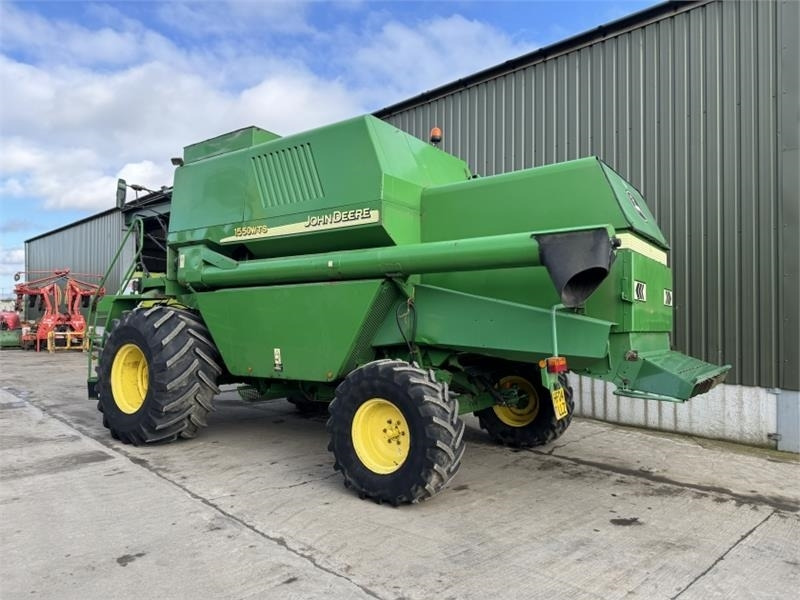John Deere 1550 WTS c/w 620R Header - 곡물 헤더 : 사진 4 John Deere 1550 WTS c/w 620R Header - 곡물 헤더 : 사진 4