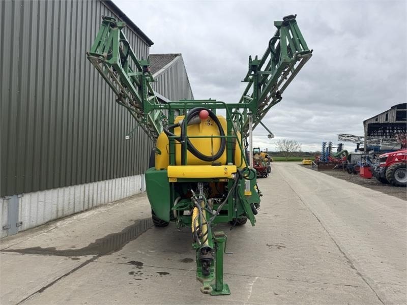John Deere 732 Trailed Sprayer - 트랙터 탑재 스프레이 : 사진 5 John Deere 732 Trailed Sprayer - 트랙터 탑재 스프레이 : 사진 5