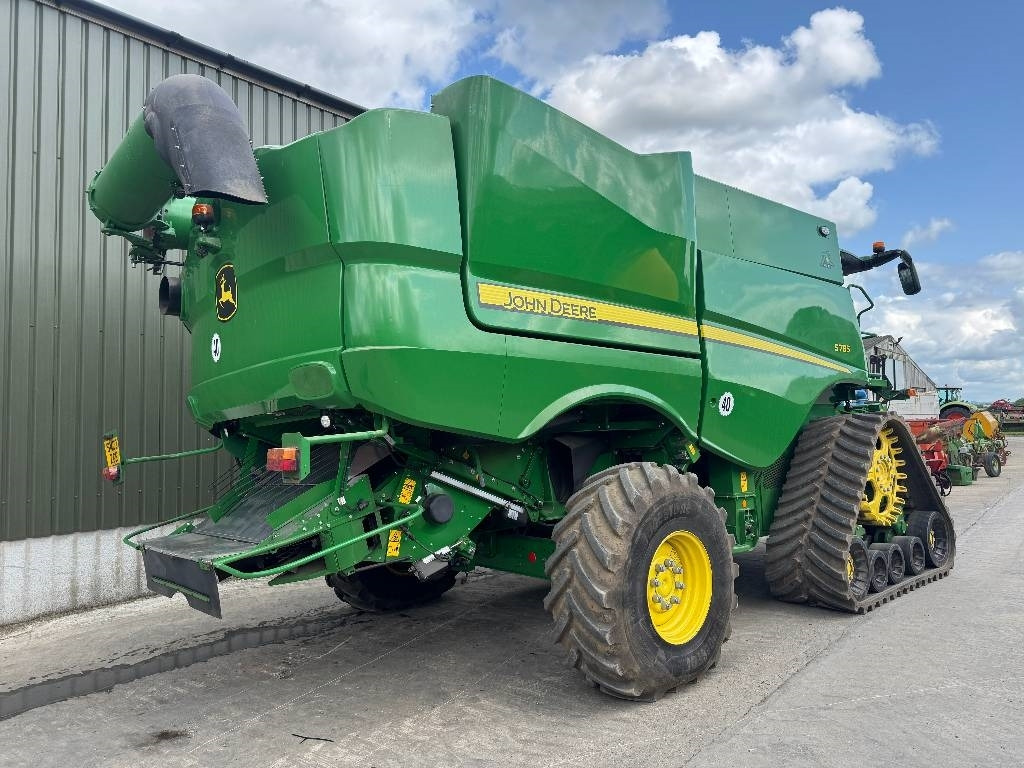 John Deere S785 4WD c/w 735D Header - 목초수확기 : 사진 4 John Deere S785 4WD c/w 735D Header - 목초수확기 : 사진 4