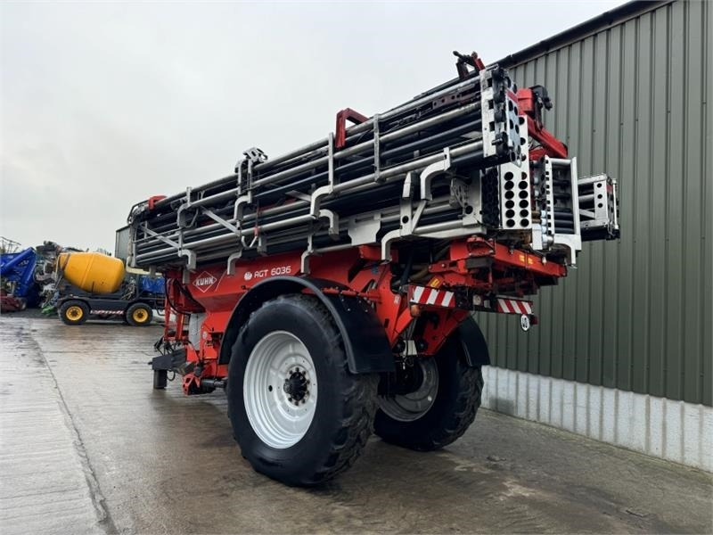 Kuhn AGT 6036 Boom Fert Spreader - 비료 스프레더 : 사진 2 Kuhn AGT 6036 Boom Fert Spreader - 비료 스프레더 : 사진 2
