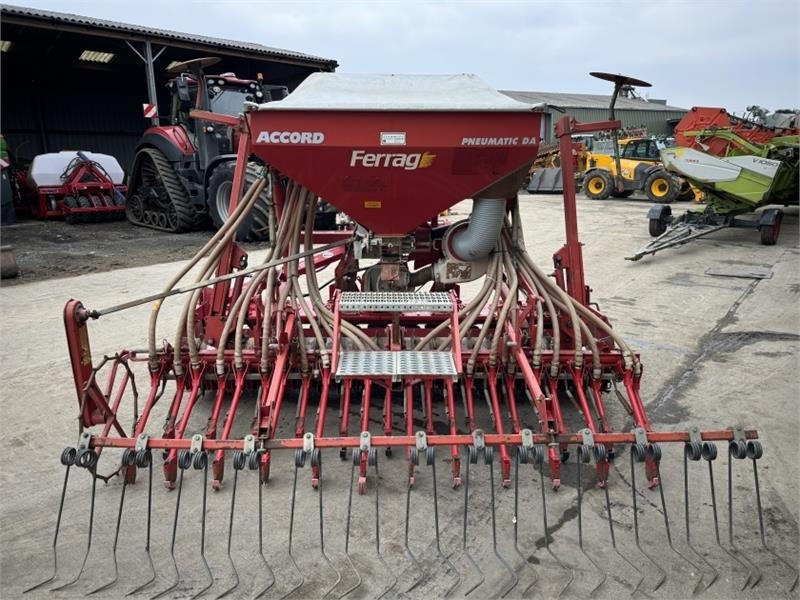 Lely Tulip Lely Tulip 3m Accord Combination Drill - 콤바인 : 사진 4 Lely Tulip Lely Tulip 3m Accord Combination Drill - 콤바인 : 사진 4
