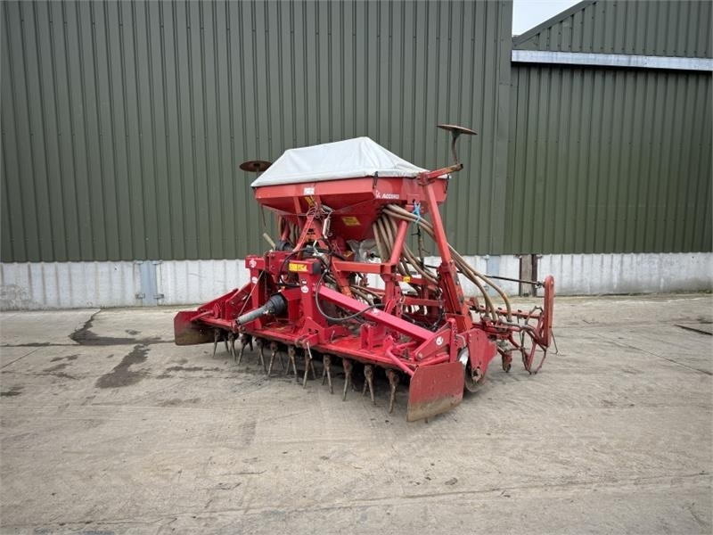 Lely Tulip Lely Tulip 3m Accord Combination Drill - 콤바인 : 사진 1 Lely Tulip Lely Tulip 3m Accord Combination Drill - 콤바인 : 사진 1