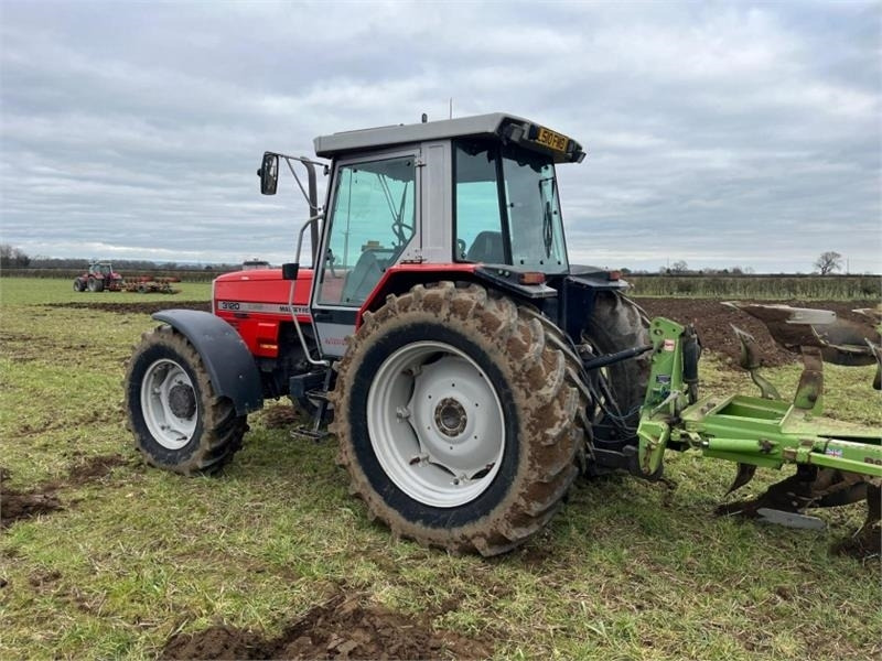 Massey Ferguson 3120 Dynashift - 장궤형 트랙터 : 사진 2 Massey Ferguson 3120 Dynashift - 장궤형 트랙터 : 사진 2