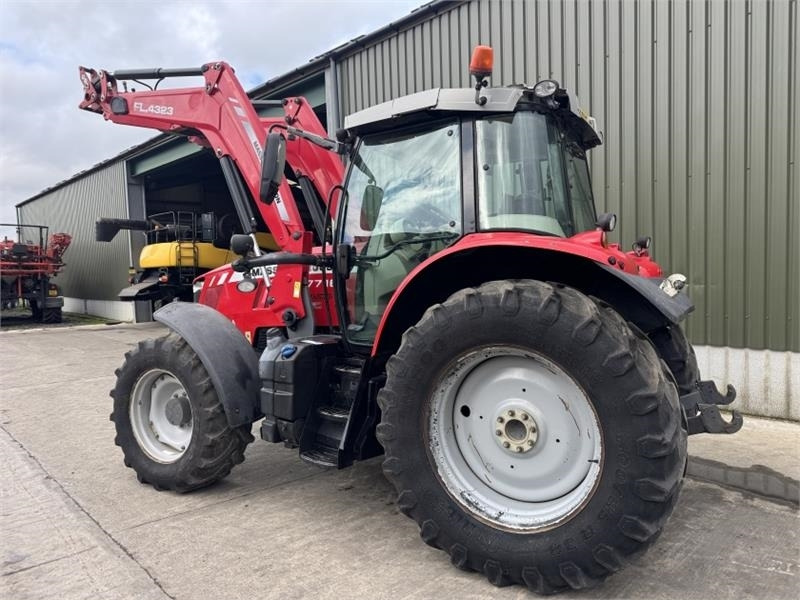 Massey Ferguson 7716 Dyna-6 c/w FL4323 Loader - 장궤형 트랙터 : 사진 2 Massey Ferguson 7716 Dyna-6 c/w FL4323 Loader - 장궤형 트랙터 : 사진 2