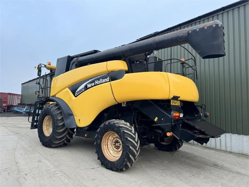 New Holland CR960 c/w 24ft Header **Video Below**  - 곡물 헤더 : 사진 4 New Holland CR960 c/w 24ft Header **Video Below**  - 곡물 헤더 : 사진 4