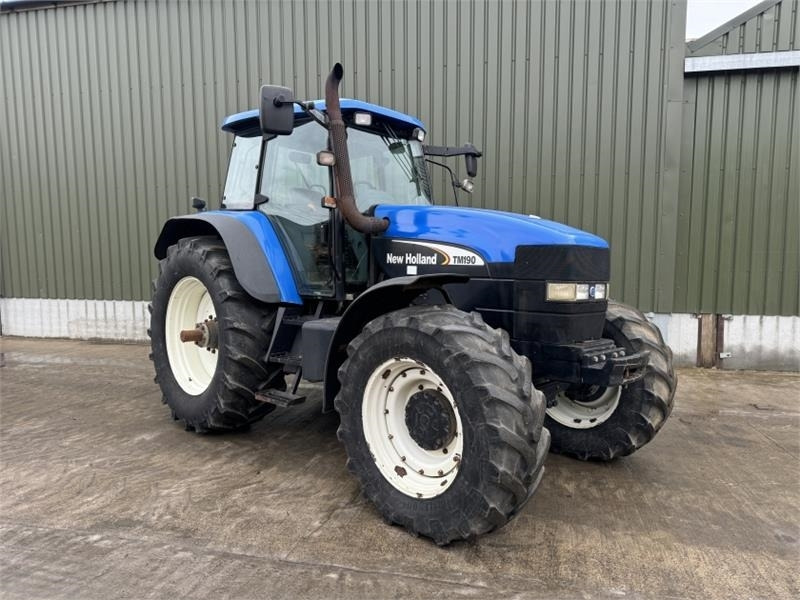 New Holland New Holland TM190 - 장궤형 트랙터 : 사진 3 New Holland New Holland TM190 - 장궤형 트랙터 : 사진 3