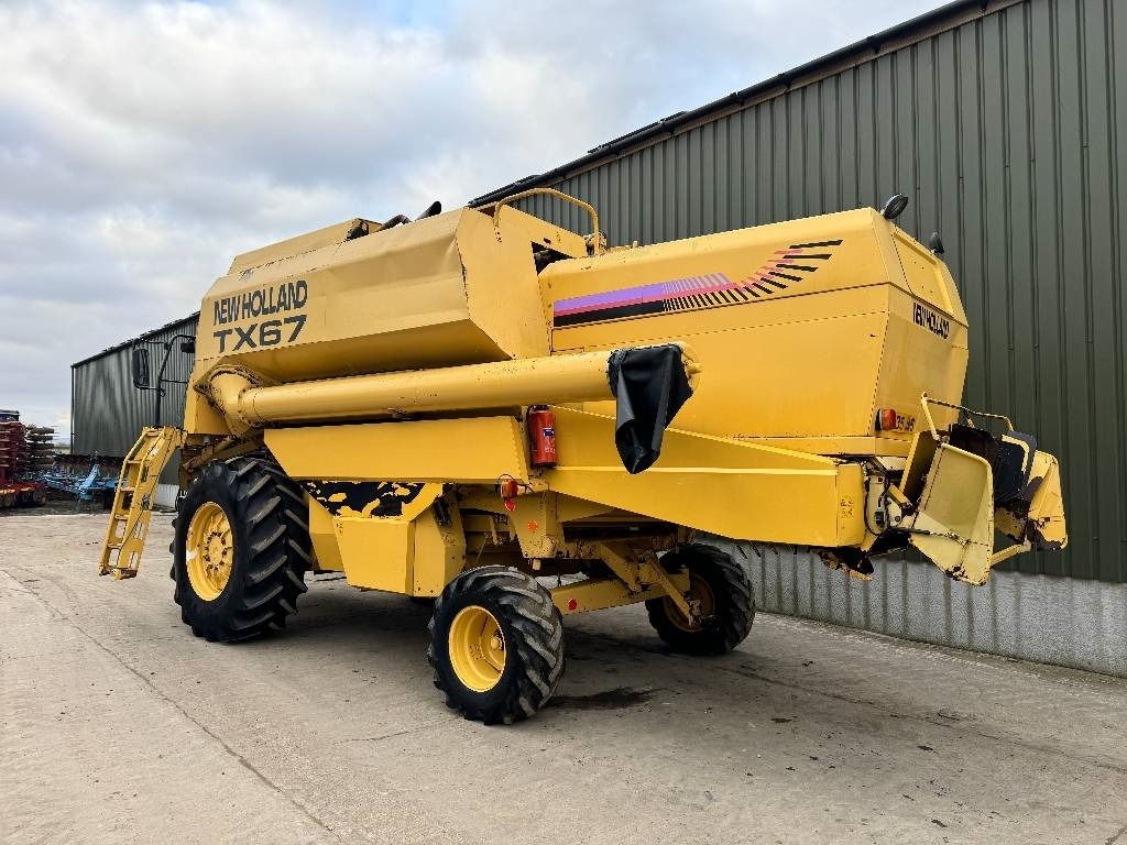 New Holland TX 67 - 목초수확기 : 사진 2 New Holland TX 67 - 목초수확기 : 사진 2